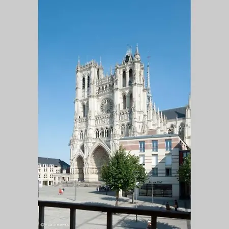 Le Cathedrale Face A La Cathedrale, 6 Couchages Apartmán *